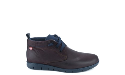 ON FOOT 8552  BURDEOS