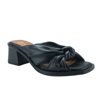 LOLA CANALES 7011  NEGRO