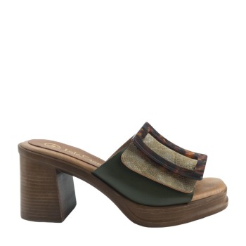 LOLA CANALES 65382  PIEDRA