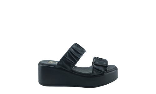LOLA CANALES 7040  NEGRO